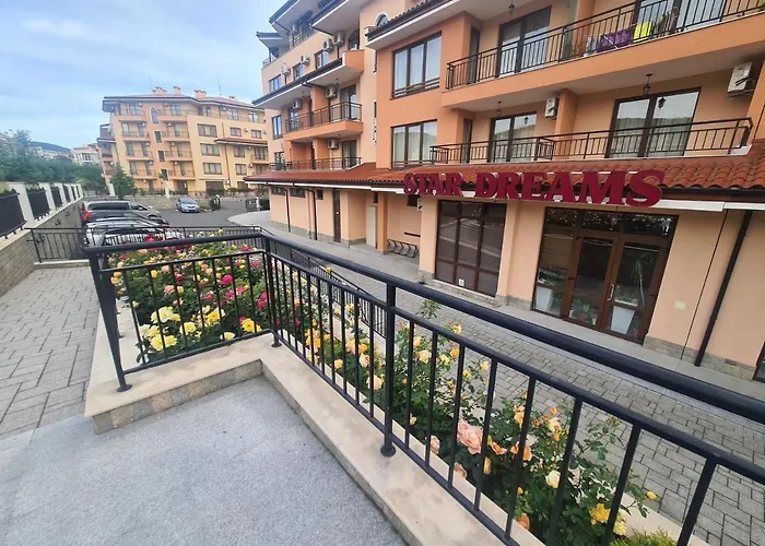 Private In Star Dreams Complex Апартамент